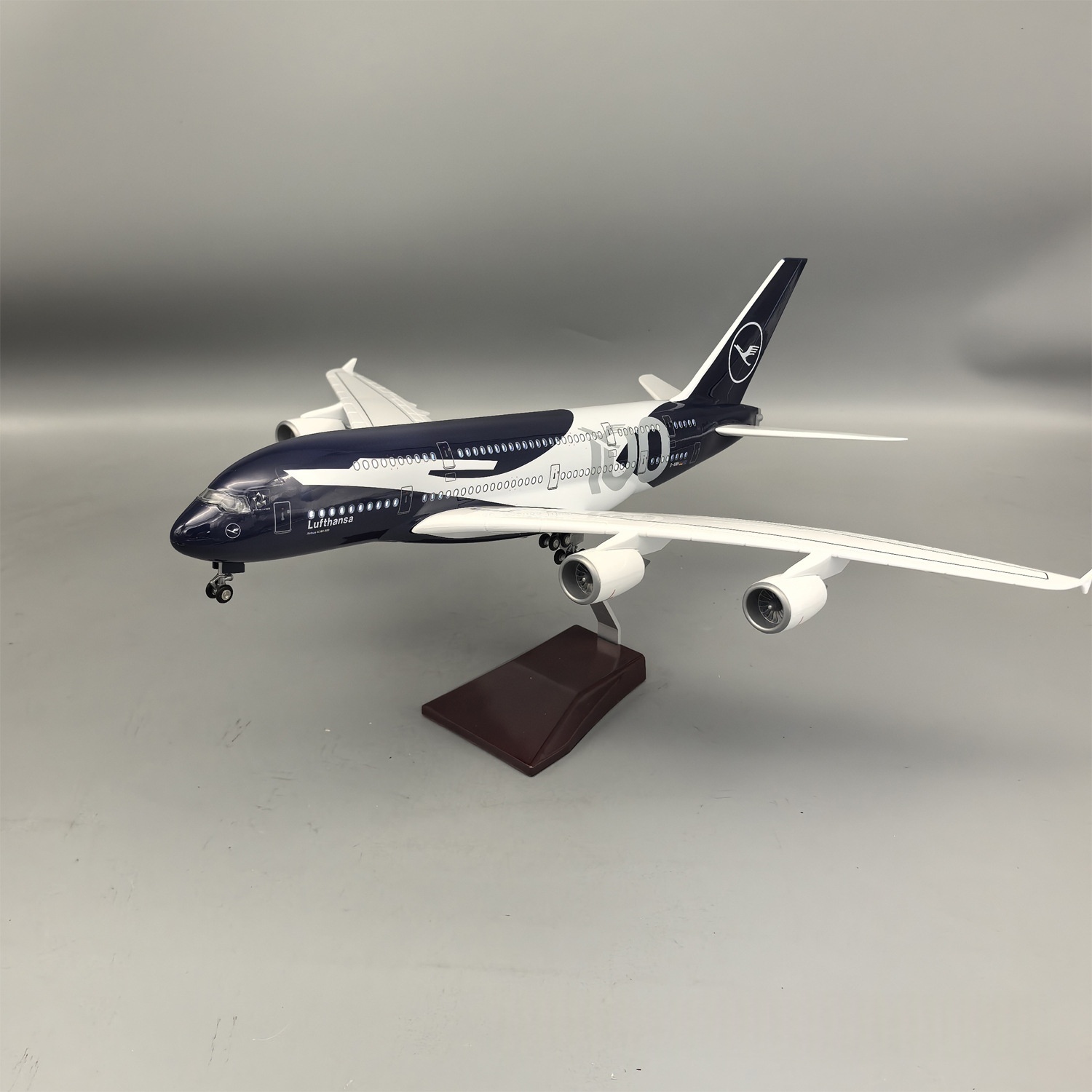 Neues 45cm Lufthansa A380 100  – Model Kit Plane Bewertung und Preis