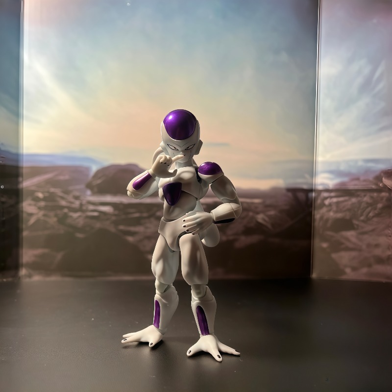 Original Bandai S.H.Figuarts D – Model Kit Frieza Bewertung und Preis