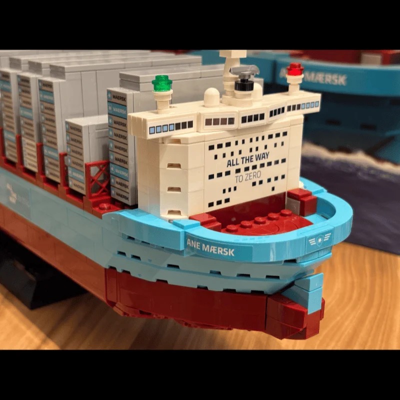 Neues 2026 Dual-Fuel Container – Model Kit Ship Bewertung und Preis